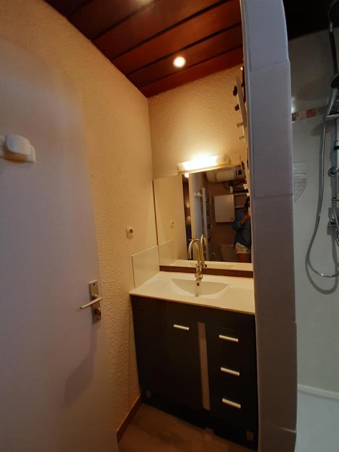 Studio Confortable Au Calme Proche Du Port Et De La Plage Grande Terrasse Et Parking Residence Le Grand Large 생 망드리에 쉬르 메르 외부 사진